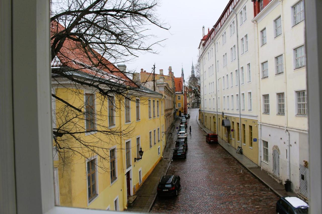 - Old Town Townhouse Huoneisto *